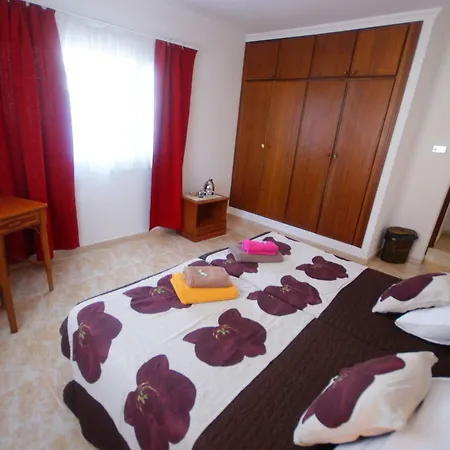 Hotel Laif 2*