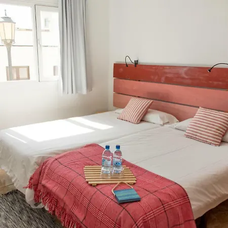 Laif Hotel 2*